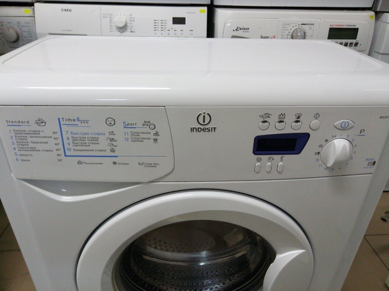 Стиральная машина Indesit WIUE 10